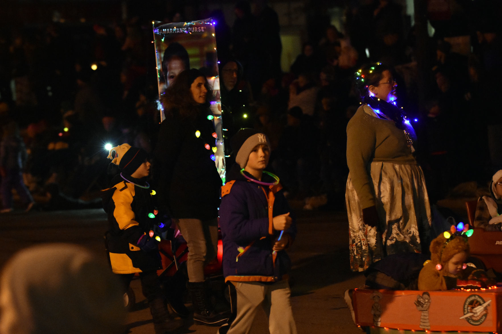 111718-bara-news-collection-light-paradeDSC_0072
